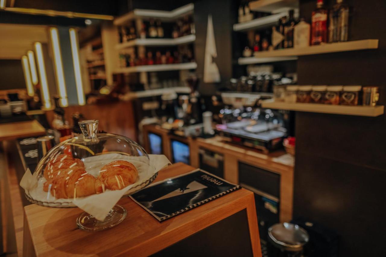 Pensiune Restaurant Capra Neagra Moisei Luaran gambar