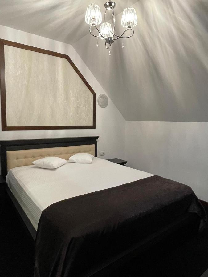 Pensiune Restaurant Capra Neagra Moisei Luaran gambar